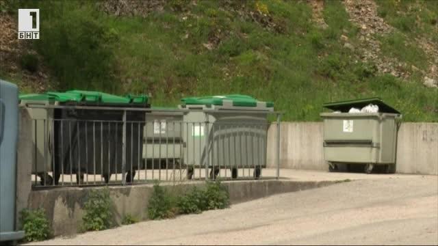 Зелена светлина: Швейцарци на боклукчийски туризъм във Франция