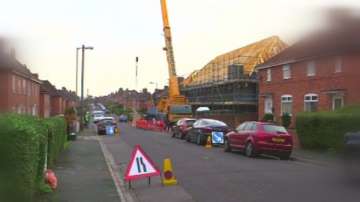 Зелена светлина: Къщи от слама