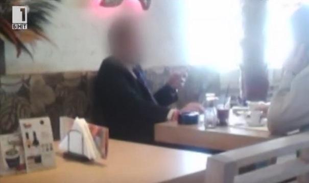 Скандал с екип на БНТ, снимал репортаж за пушенето в заведения