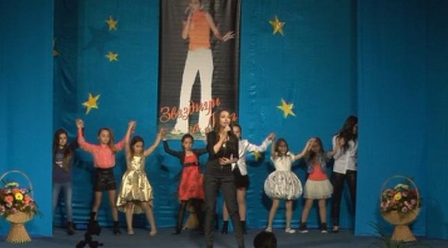 Звездици за Лора събра над 100 млади таланти